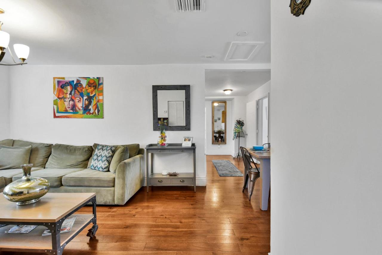 Sunflower Boutique Hotel Apartments 마이애미 비치 외부 사진