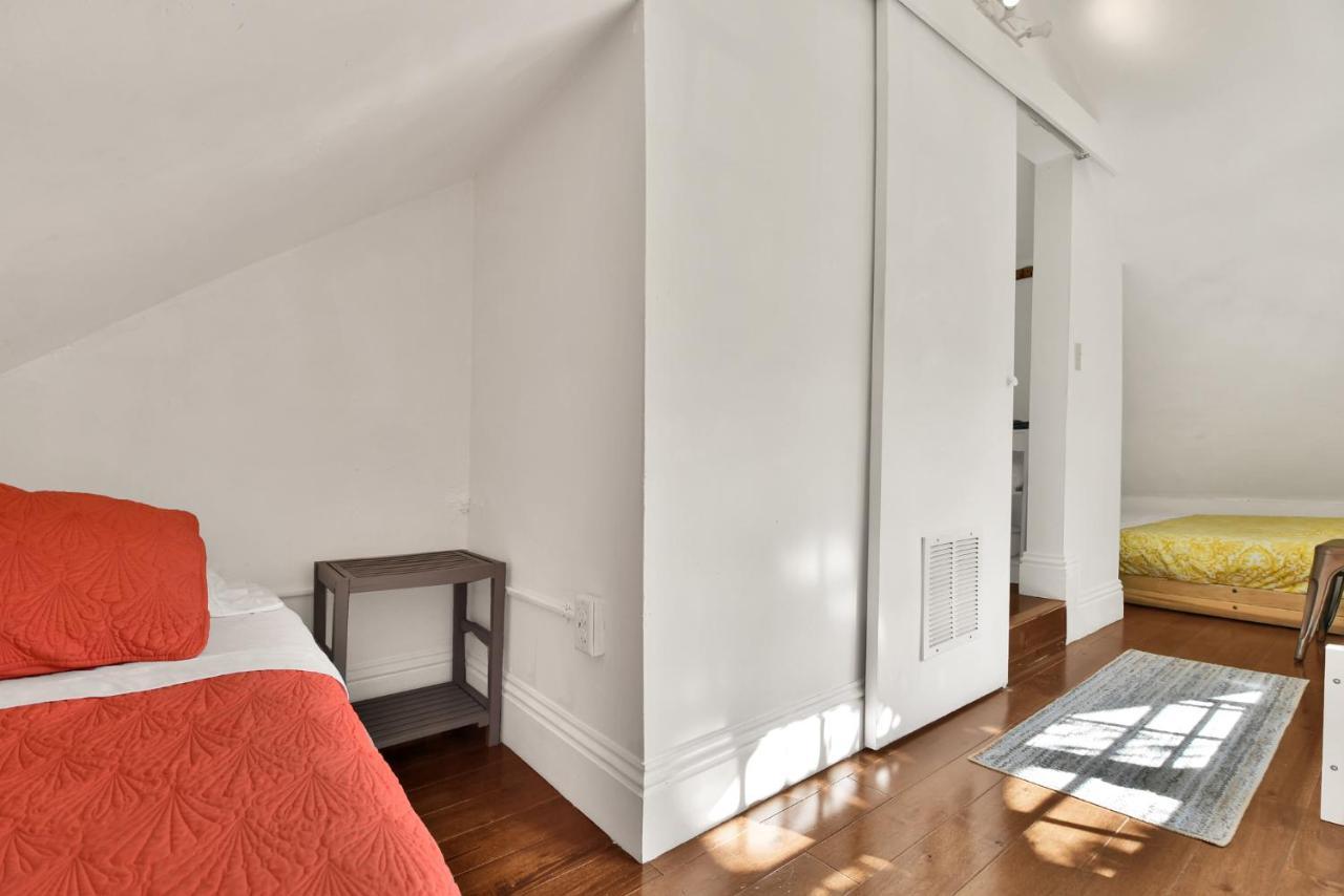 Sunflower Boutique Hotel Apartments 마이애미 비치 외부 사진