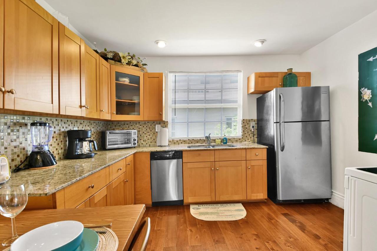 Sunflower Boutique Hotel Apartments 마이애미 비치 외부 사진