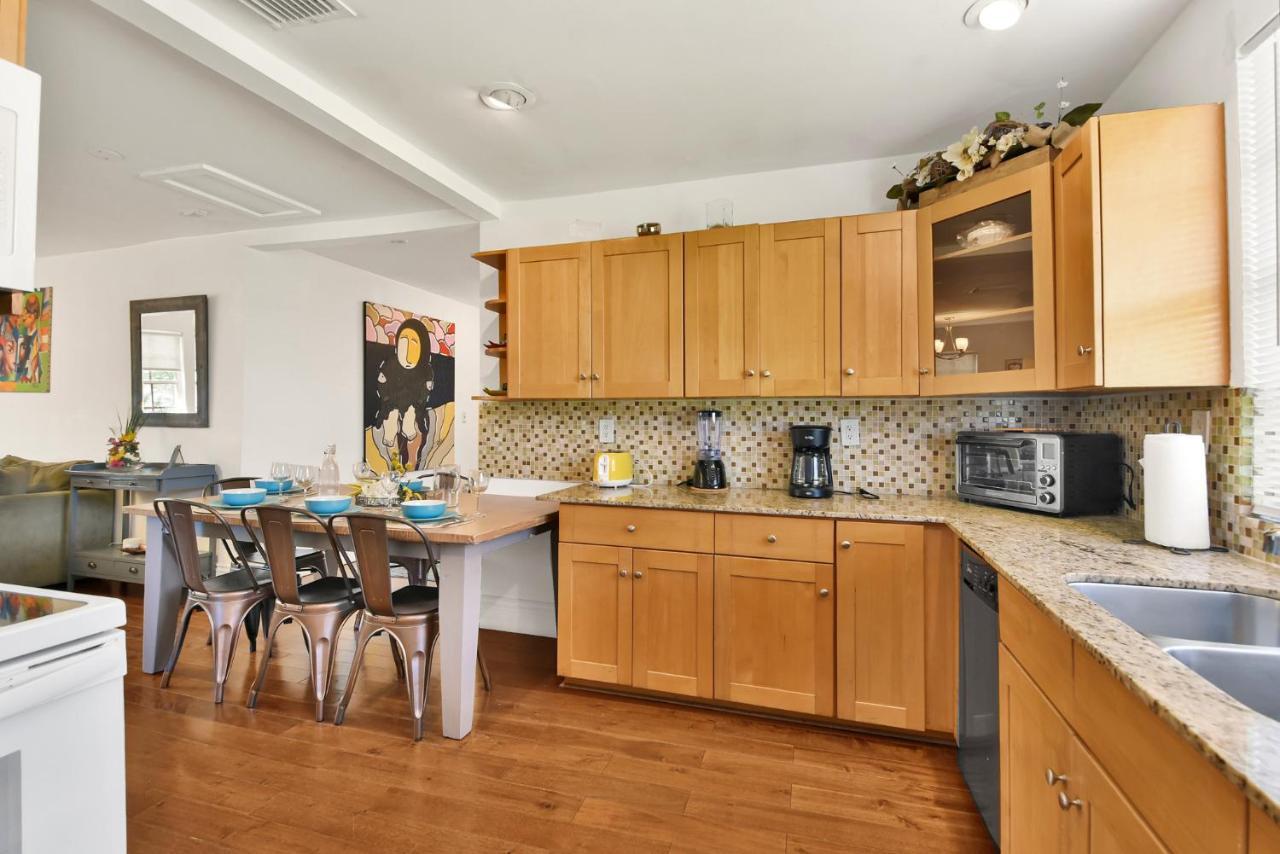 Sunflower Boutique Hotel Apartments 마이애미 비치 외부 사진